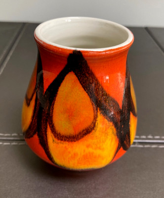 70er Jahre Poole Keramik Delphis Vase handgeworfen und handbemalt Form 31