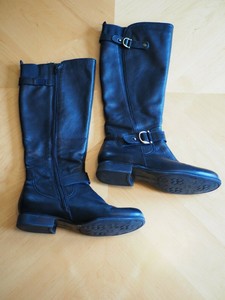 womens boots size 9 wide