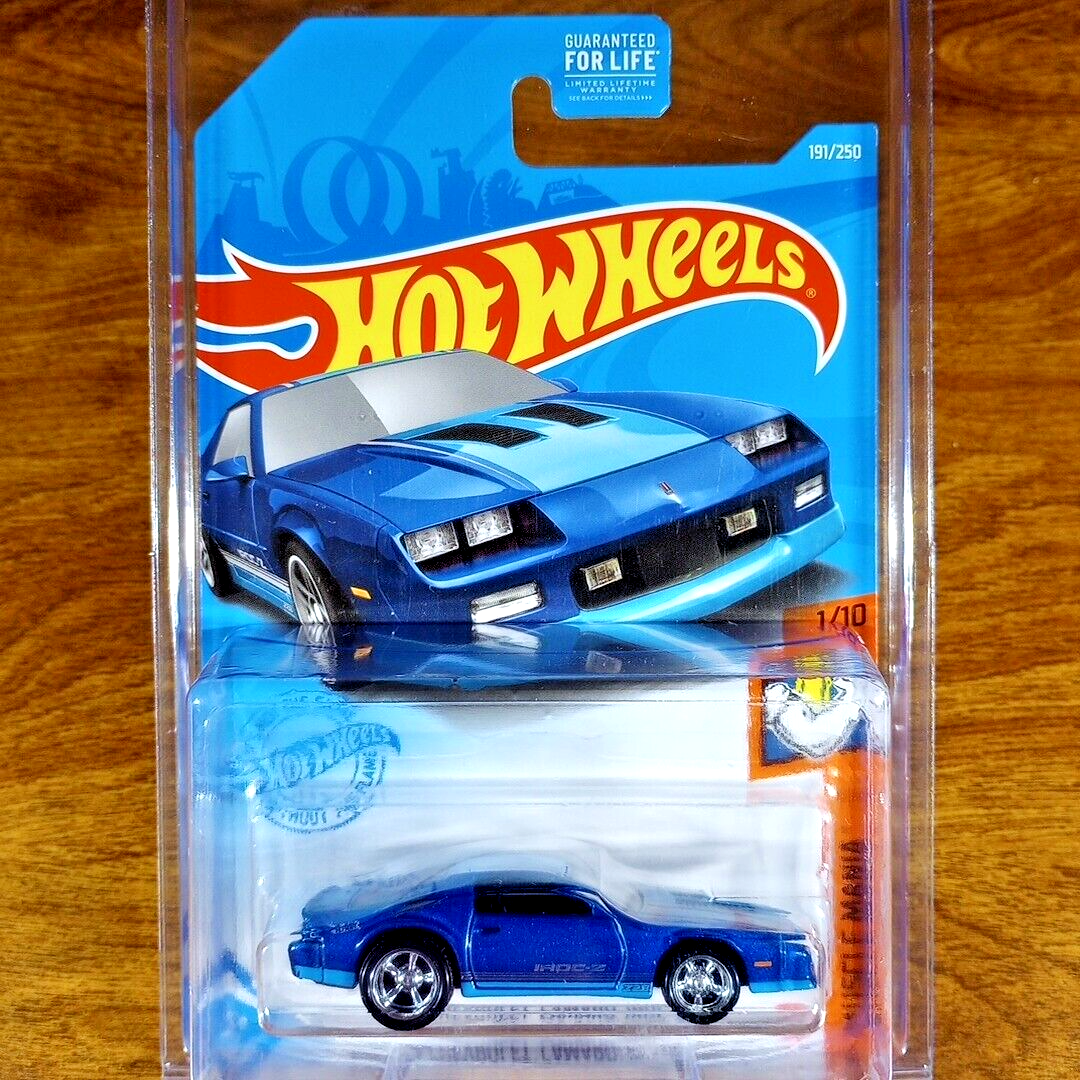 Custom Made Hot Wheels Muscle Mania '85 Chevrolet Camaro IROC-Z