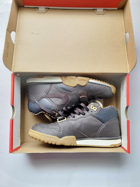 nike air trainer 1 mid brown