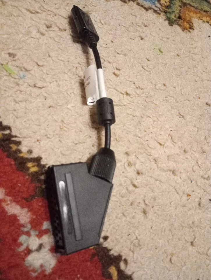 Samsung - OEM - BN39-01154A - LED LCD  TV Scart Adaptor - Image 3 of 3