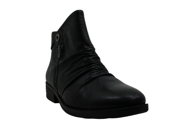 bare traps yuno bootie