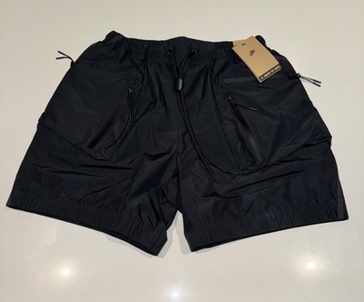 Nike tech pack super lightweight, cargo shorts, size small hj2946-010