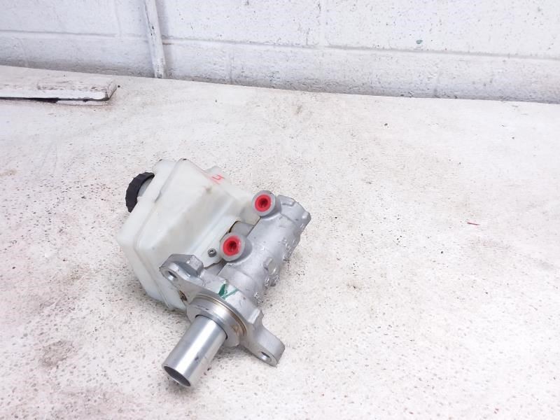 Maserati Levante 2018 Brake master cylinder