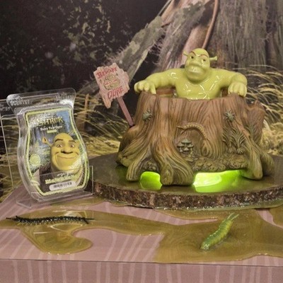 Scentsy Shrek Get Out My Swamp Warmer Retired New In Box comes with wax bar.