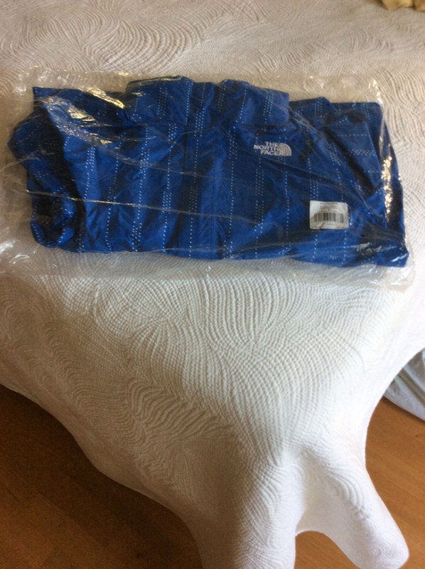 north face resolve rain jacket medium new with tags