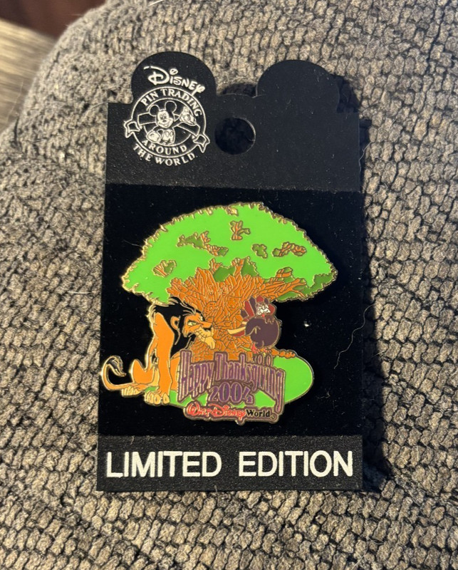 Disney Trading Scar Happy Thanksgiving L/E 1500 Turkey Hunt Collectible Pin 2004