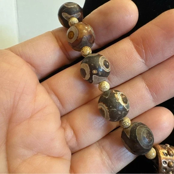 Large Natural Tibetan Agate Brown Eye Dzi 15mm Beaded Necklace w/ Copper Pendant - Image 3 of 4