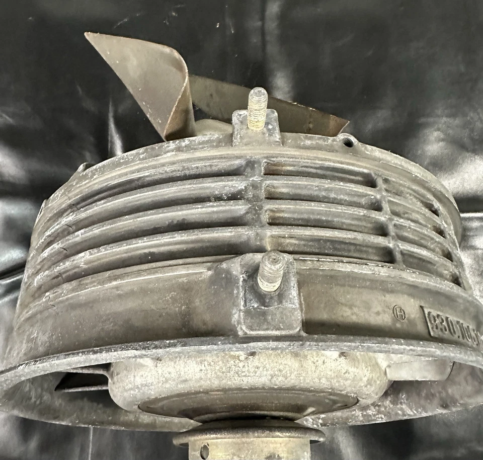 Conjunto de ventilador de refrigeración del motor refrigerado por aire Porsche 911 Foto 2 de 4