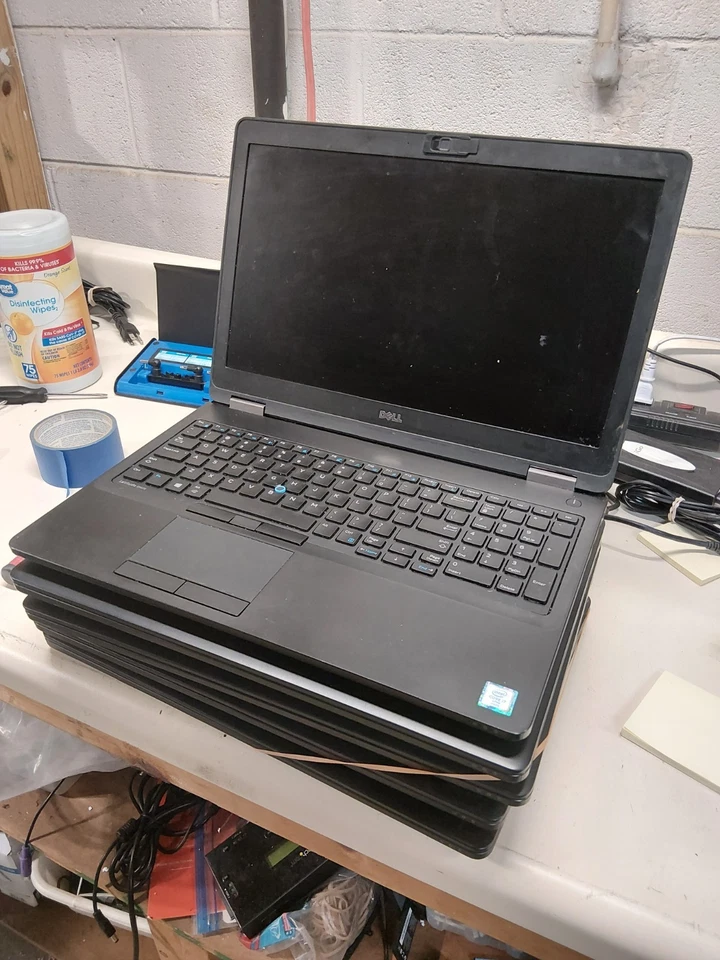 LOTE DE 5 Dell Latitude E5570 15.6" i7-6600U SIN RAM - SIN OS/HDD #557 Foto 2 de 4