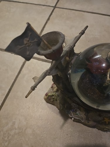 Pirates of the Caribbean Disney Store Snowglobe Musical Snow Globe Disney World - Picture 20 of 24