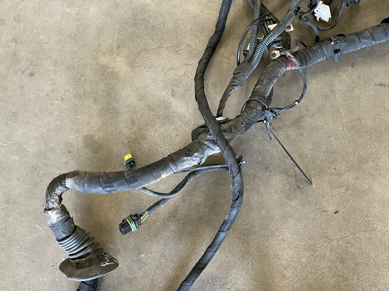 13 14 Maserati Granturismo M145 Front End Wiring Harness 4.7L 1458 OEM