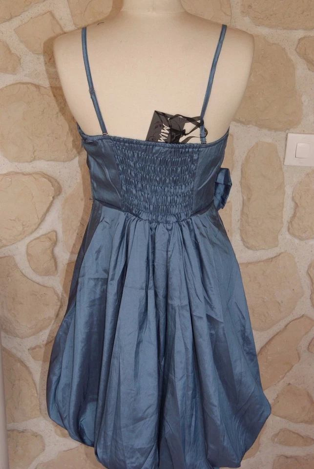 Robe de soirée bleue avec noeud neuve taille S/M marque Mimi'Show (bc) - Photo 3/3