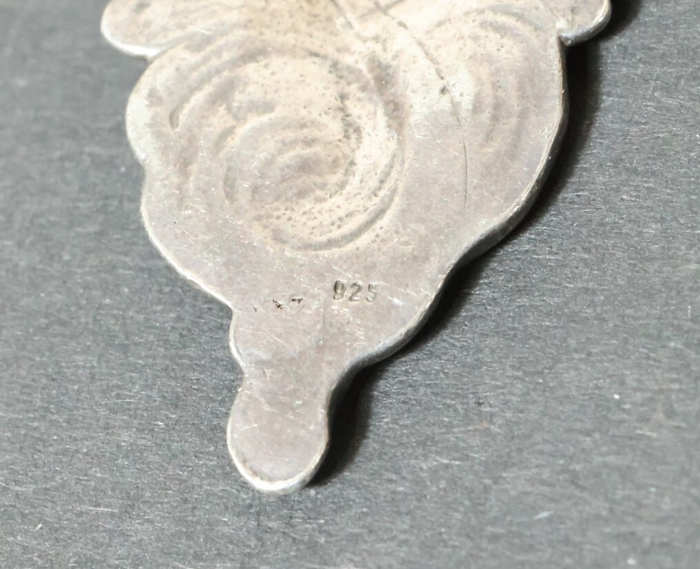 Foto 15 di 24
