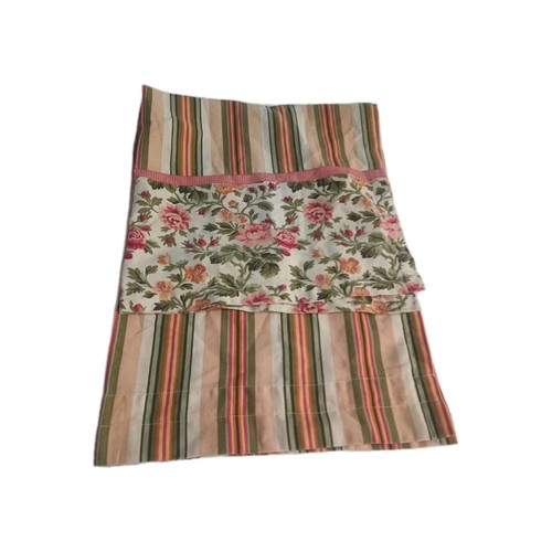 Better Home an Gardens Roses & Stripes Curtain Panel 30 x 37 - Picture 2 of 19