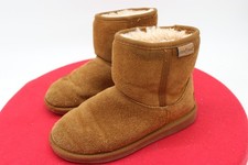 Minnetonka Sheepskin Boots Women s Size 6 Tan Moccasin Booties
