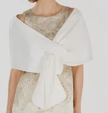 Calvin Klein Womens Ivory Pull-Through Shawl Size M