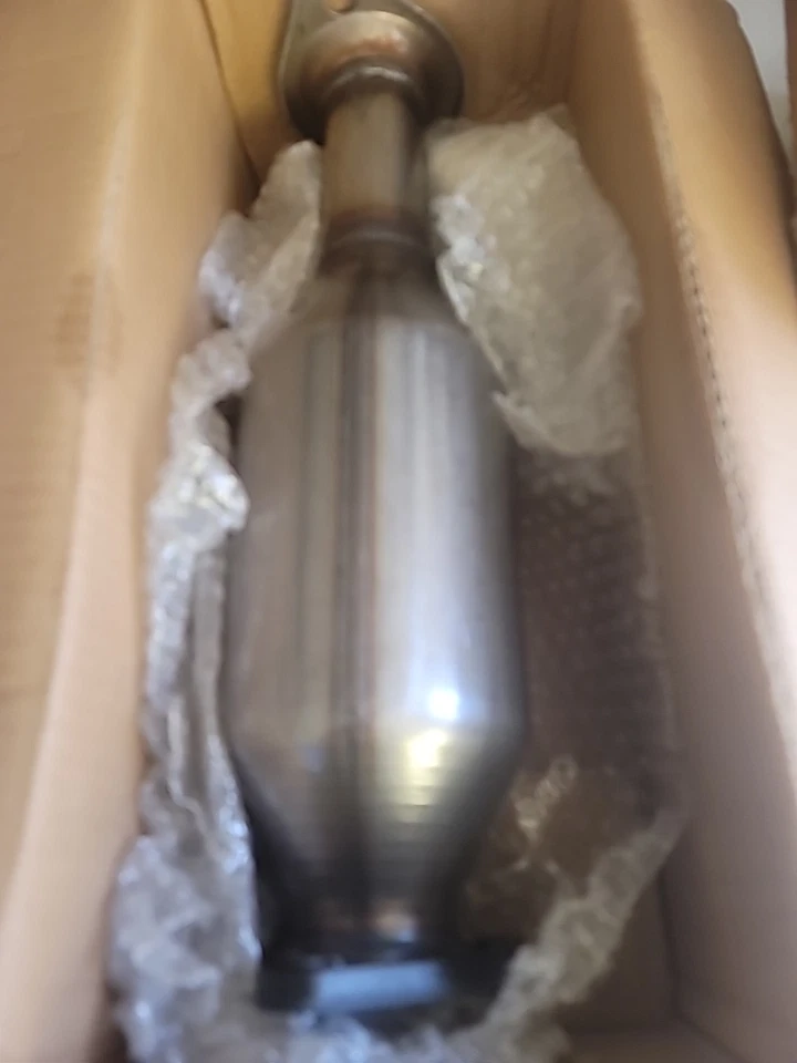 Conversor catalítico traseiro para 2009-2011 Chevrolet Aveo5/2009-2010 Pontiac G3 1.6L - Imagem 4 de 4