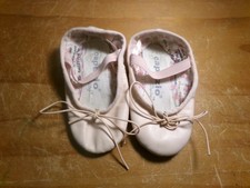 Dance Pre-Owned Ballet Shoes Capezio Toddler 7.5N Tie Drawstring Leather Single
