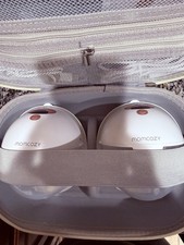 Momcozy M5 Double Wearable Breast Pump, 9-Levels, White gently used 