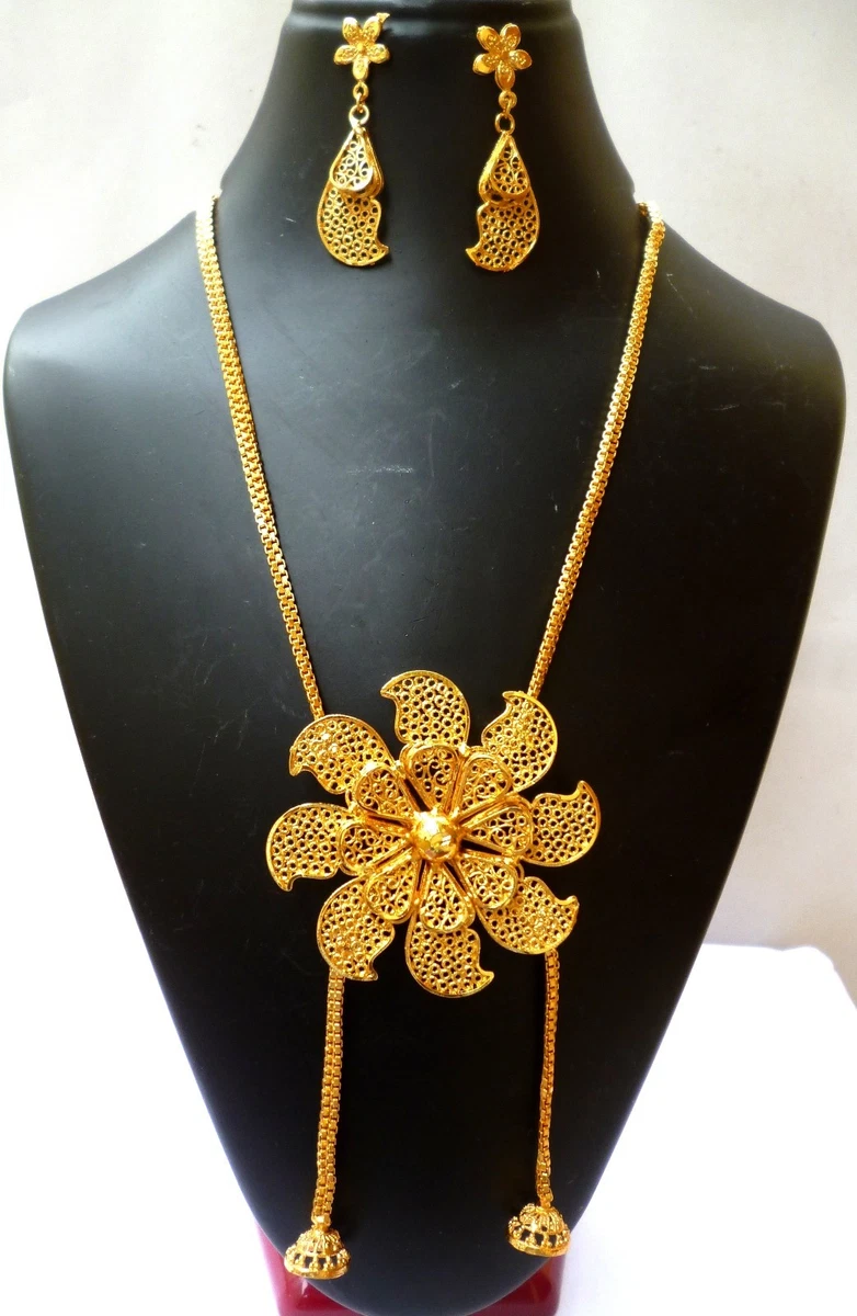 Light weight gold necklace with earrings deals