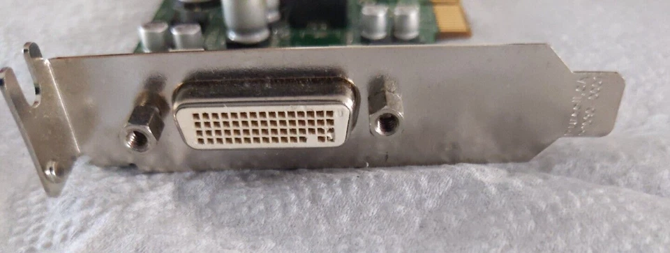 HP 350970-003 398686-001 NVS280 64MB PCI Video Graphics Card - Image 2 of 4