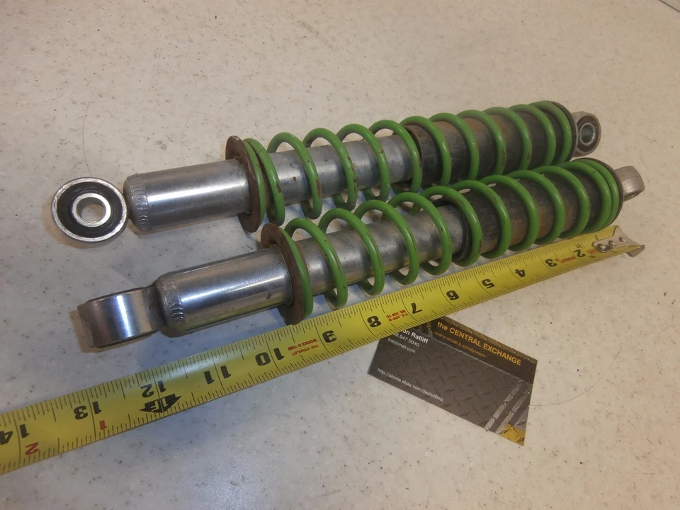 Amortiguador horquilla delantera original Kawasaki KLT250A KLT250 KLT 82 resortes verdes Foto 4 de 4