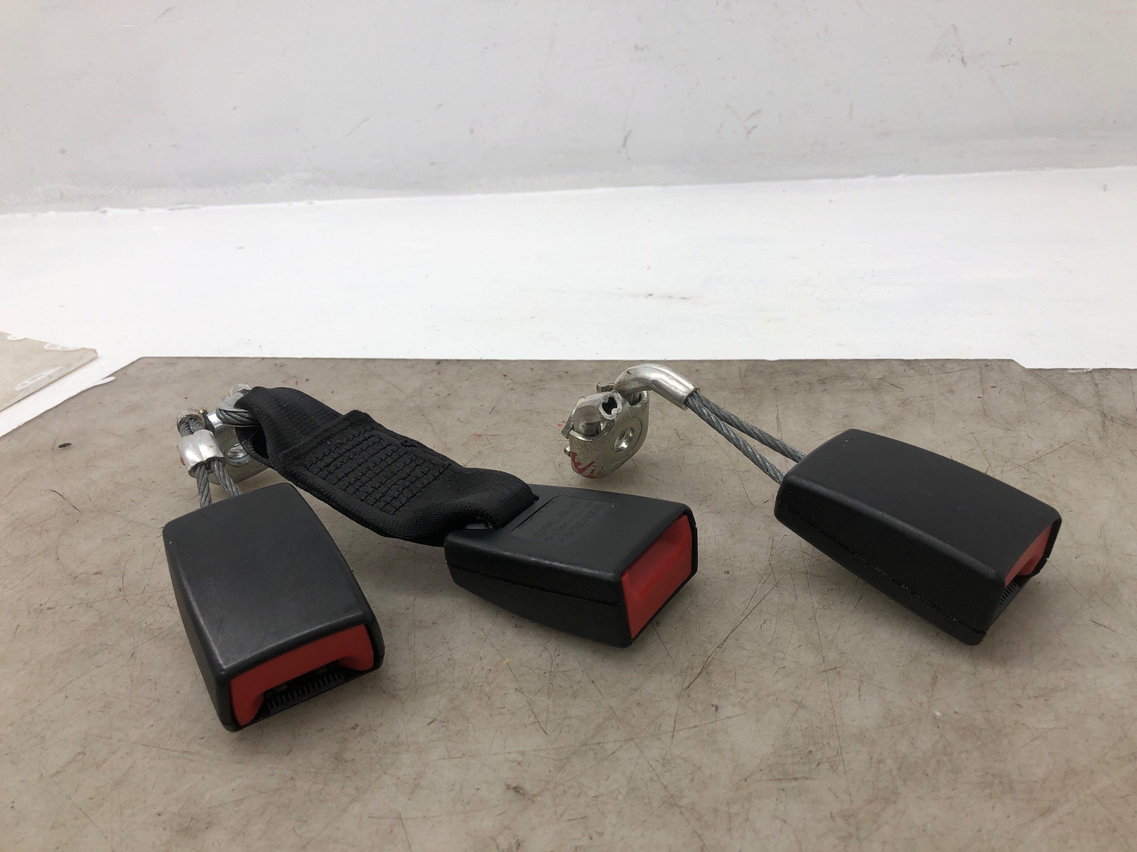 2006-2012 BENTLEY CONTINENTAL RIGHT LEFT & CENTER REAR SEATBELT BUCKLE 3W5857739