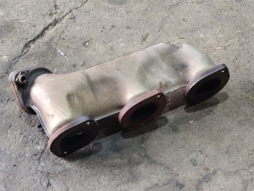 Mercedes-Benz E-Klasse W210 E280 Abgaskrümmer Auspuffkrümmer links