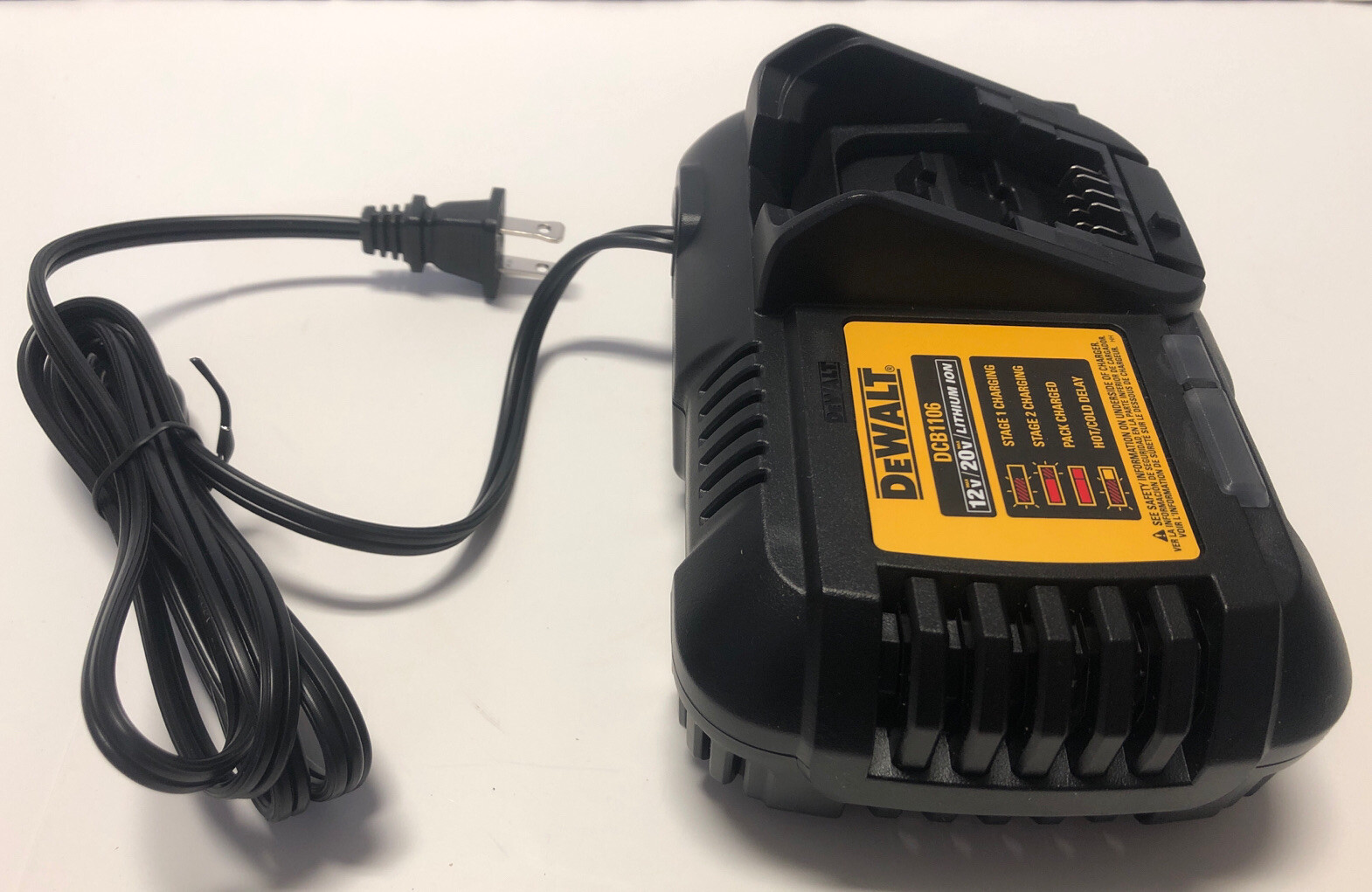 Dewalt Dcb1106 Battery Charger DEWALT 20-V Lithium-ion Battery
