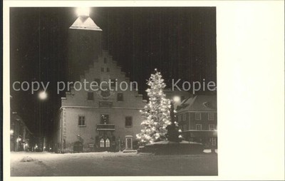 Deggendorf Donau Weihnachtsbaum vor dem Rathaus