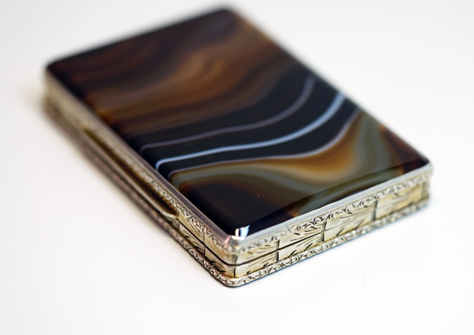 19c.Russian 84 Silver Banded Agate K.Faberge Business Card Box Case Foliate Back