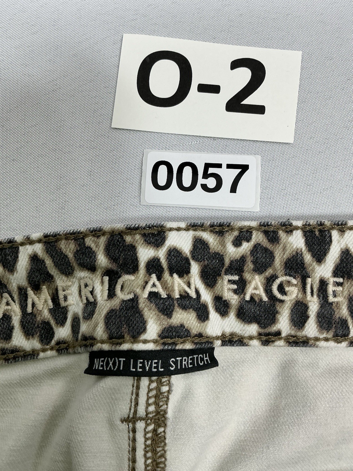 Womans Excellent Condition American Eagle Animal … - image 3