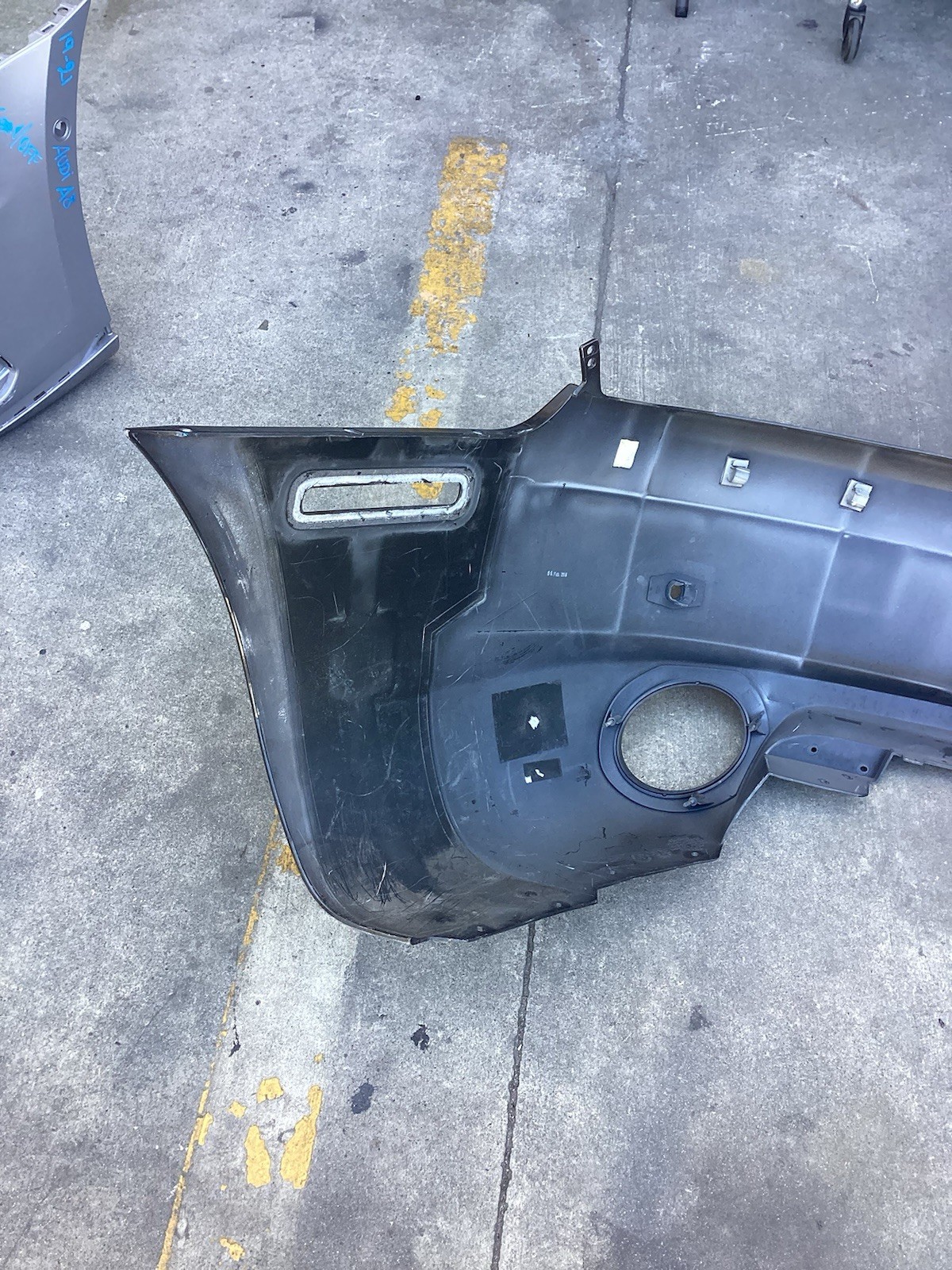 2010-2011-2012-2013-2014-2015 ASTON MARTIN RAPIDE S REAR BUMPER USED OEM 