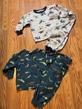 Vintage Boys Carters 2pc Fleece Pj Sets looks To Say 3t But Fits Small 