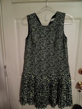 THE LOFT Sz 2 Black And Green Animal Print Pleated Mini Dress