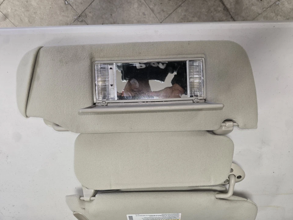 2000-2006 GMC Denali Yukon Escalade Tahoe Suburban Sun Visors Visor Set Tan OEM - Image 3 of 4