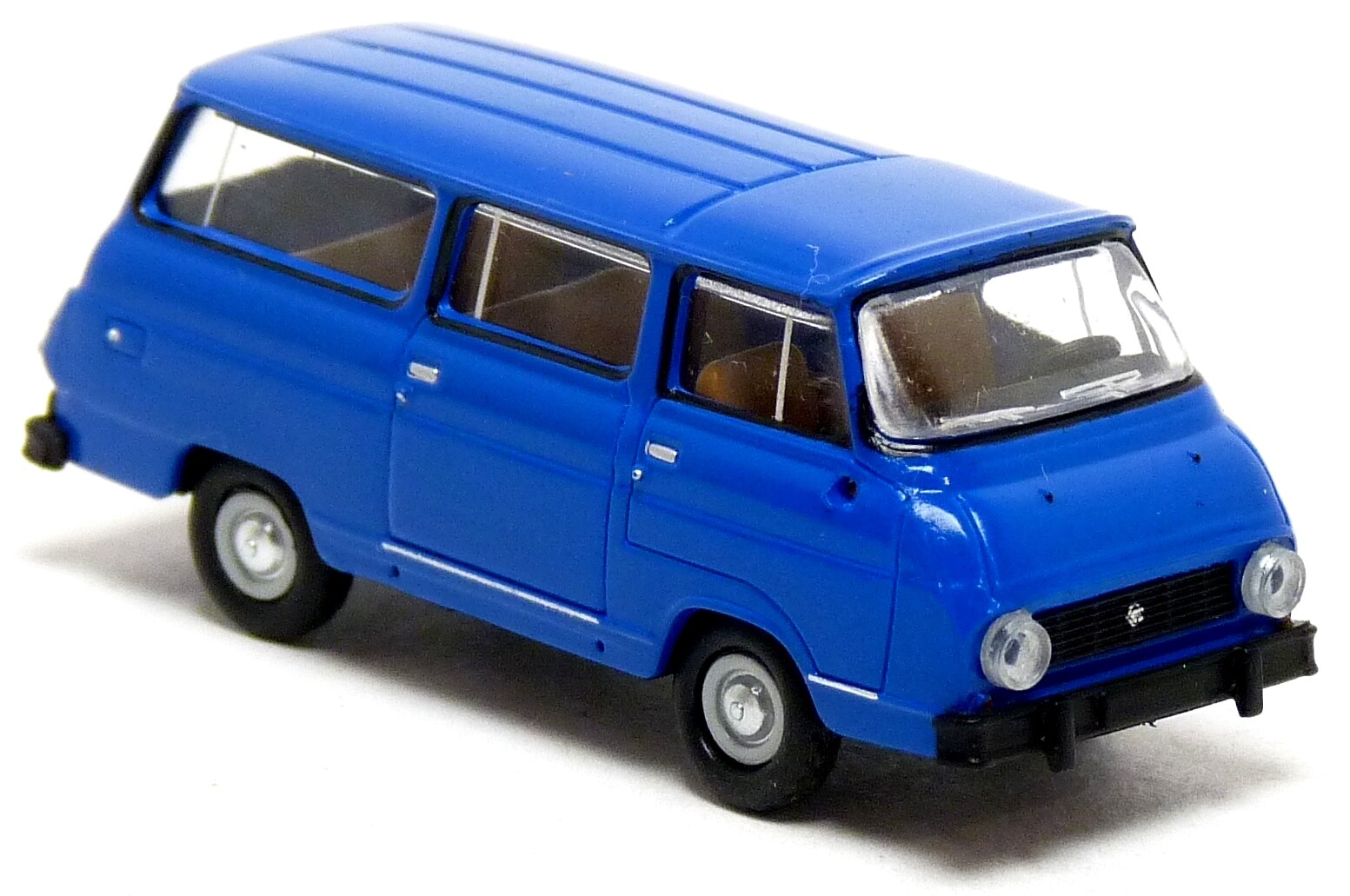 Автобус Brekina - Skoda 1203 - Модели фургонов TAZ на выбор 1:87 H0