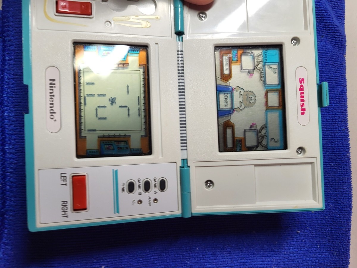 Nintendo GAME & WATCH Squish, MG-61, Vintage 1986 Multi Nintendo GAME & WATCH Squish, MG-61, Vintage 1986 Multi