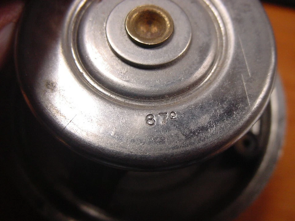 Wahler Termostato 87* Volvo 240 260 760 780 Alpine V6 Peugeot 504 505 Lancia Foto 3 de 4