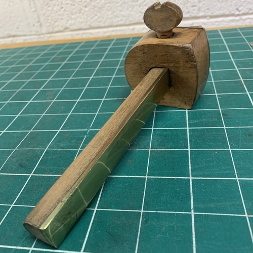 Brass and Beech cross grain (Marking, Slitting, Cutting) Gauge - Picture 7 of 7