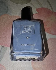 TRUST FUND BEAUTY Nail Polish Lacquer in I GIVE GOOD TWEET Sky Blue New w/o Box