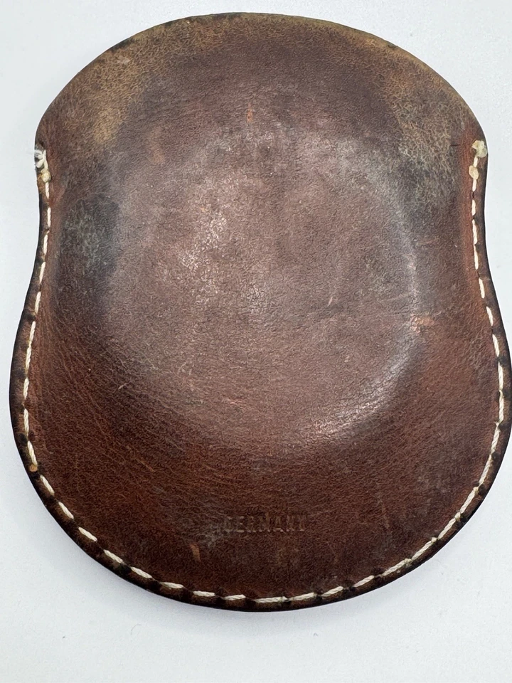 SWISS ARMY POCKET WATCH AND ORIGINAL LEATHER POUCH AND NEW BATTERY VINTAGE - Image 4 of 4