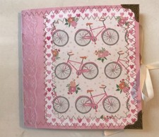 Junk Journal Handmade, pockets, belly bands, tucks, journal cards, tags