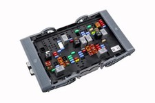 25833305 Engine Fuse Box Junction Block 2007-2009 Silverado Sierra 2500hd 25833305 Engine Fuse Box Junction Block 2007-2009 Silverado Sierra 2500hd