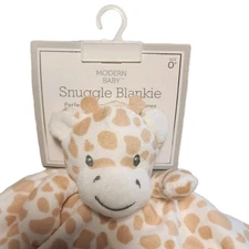 B46-Neutral Baby Snuggle Blankie With Rattle & Teethers