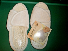 NEW Isotoner terry Spa Sandal White XL Shoe Size 9 1/2-10 Woman T37 