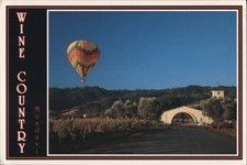 Globo aerostático Gary Matthiesen California CA sobre bodega Robert Mondavi, Napa