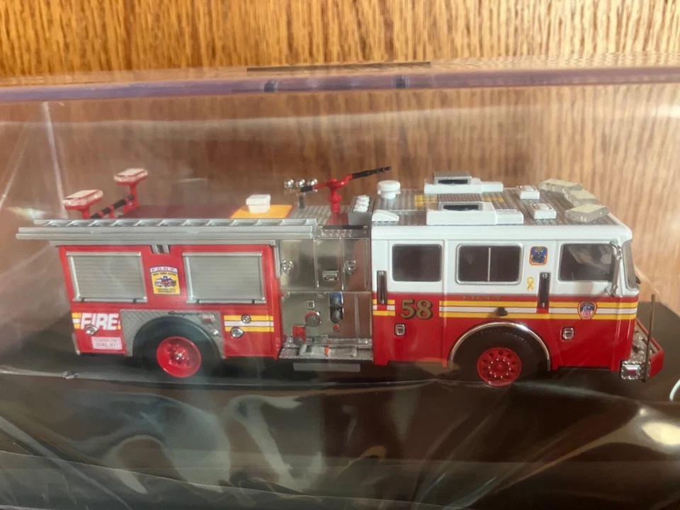 1/64 Code 3 FDNY Seagrave Engine 58 “The Fire Factory” (#0194 of 2,004 produced) - Image 2 of 4