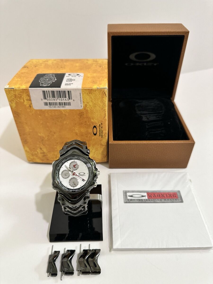 Oakley GMT Watch Polished Black, White Dial in Great Conds Oakley GMT Watch Polished Black, White Dial in Great Conds